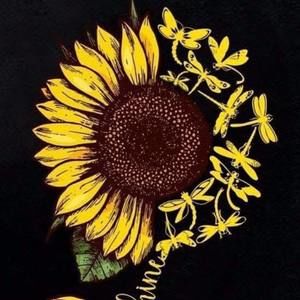 Meet your Posher, Zoila